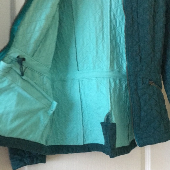 The North Face Moncada Quilted Jacket - Picture 6 of 6